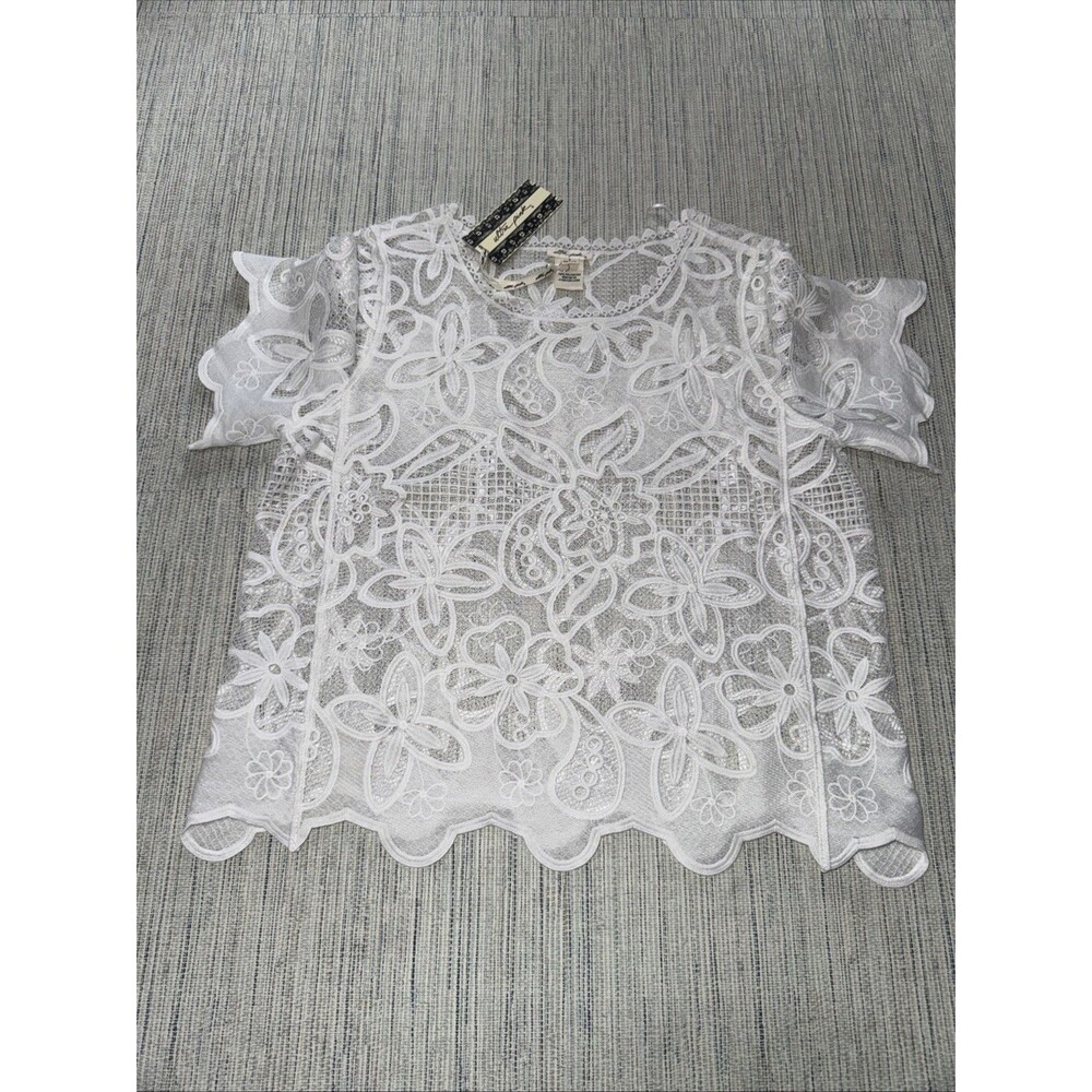 White Guipure Lace Scalloped Top  Size Small Ultra Pink